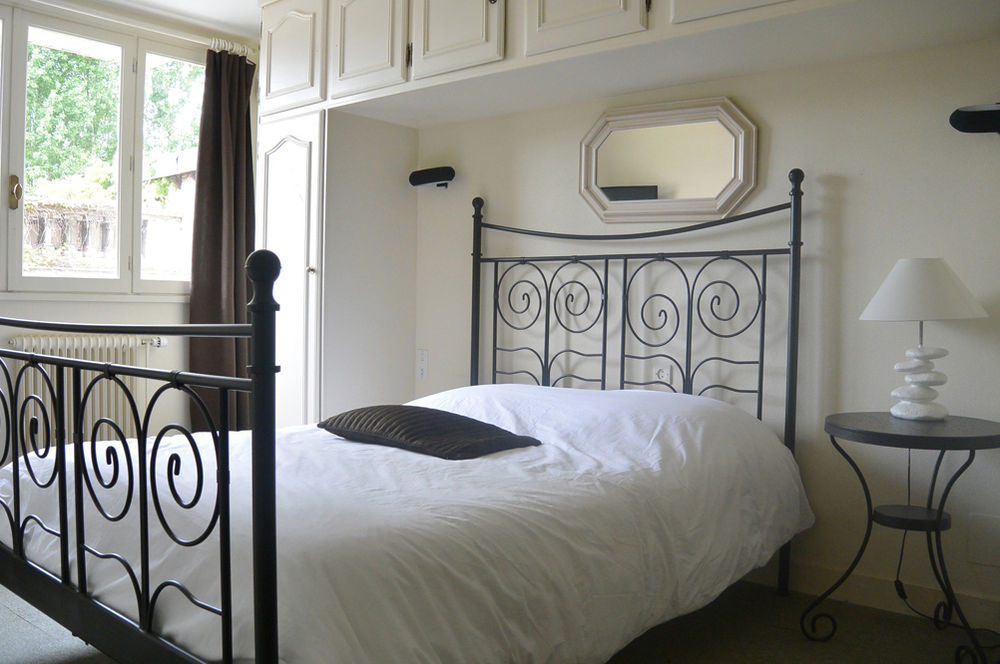 Hotel De Rouen ลูวิเยร์ ภายนอก รูปภาพ