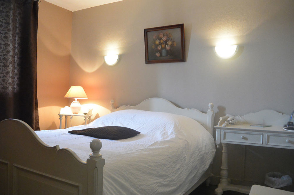 Hotel De Rouen ลูวิเยร์ ภายนอก รูปภาพ